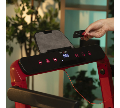 Бігова доріжка електрична THUNDER RACE-RED