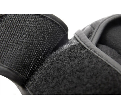 Рукавички для тренінгу ММА Reebok Gloves Leather розмір S, чорно-червоні