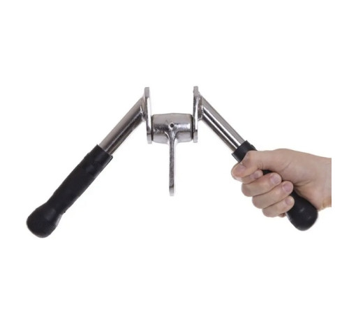 Ручка для верхньої тяги York Fitness V-подібна на трицепс з обертовим підвісом та гумовими рукоятками, хром