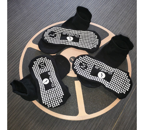 Носки для йоги Sveltus Non Slip Yoga Sock L (SLTS-9074) Носки для йоги Sveltus Non Slip Yoga Sock L (SLTS-9074)