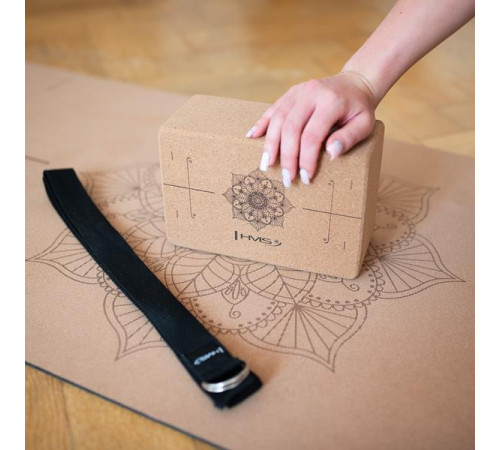 Килимок для йоги HMS YM10 з блоком KJ02 та ременем SJ02, коричневий