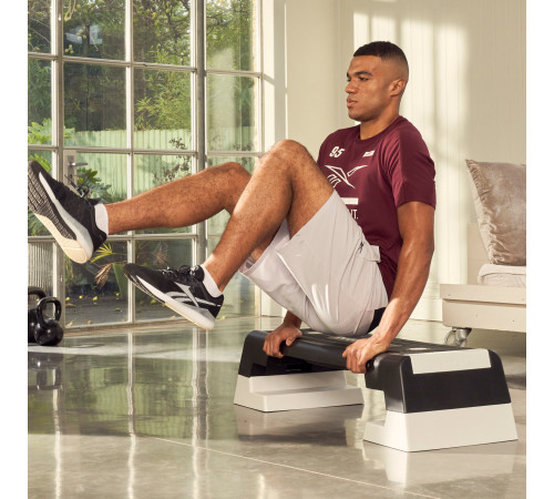 Степ-платформа Reebok Step Set зі стійкою з гантелями Tunturi
