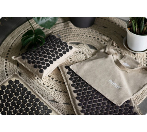 Килимок для акупресури Neo-Sport NS-902 бежево-чорний