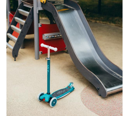 Самокат NILS FUN HLB1310, зелений