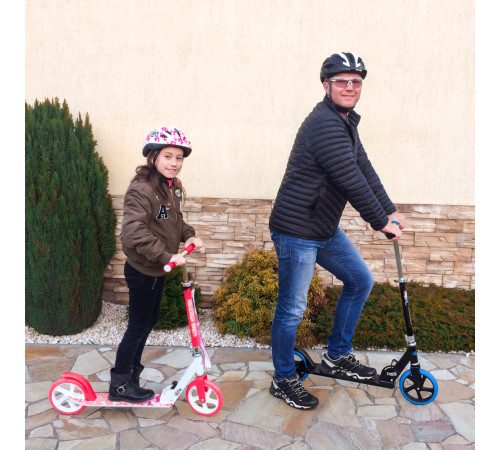 Самокат WORKER Iridio синьо-чорний