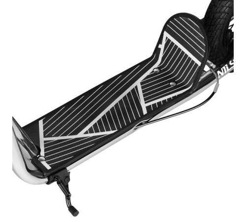 Самокат NILS EXTREME WH10121, чорно-сірий