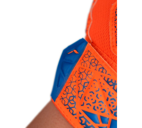 Рукавички воротарські Reusch Attrakt Starter Solid Finger Support Junior 5472511 2290 р.8, помаранчево-сині Рукавички воротарські Reusch Attrakt Starter Solid Finger Support Junior 5472511 2290 р.8, помаранчево-сині