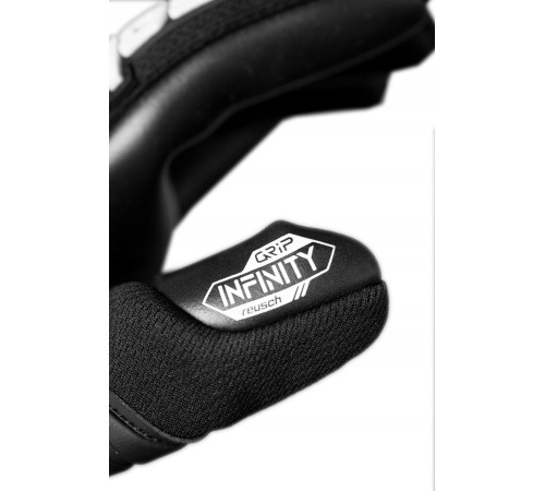 Рукавички воротарські Reusch Attrakt Freegel Infinity р. 7,5, чорні Рукавички воротарські Reusch Attrakt Freegel Infinity р. 7,5, чорні