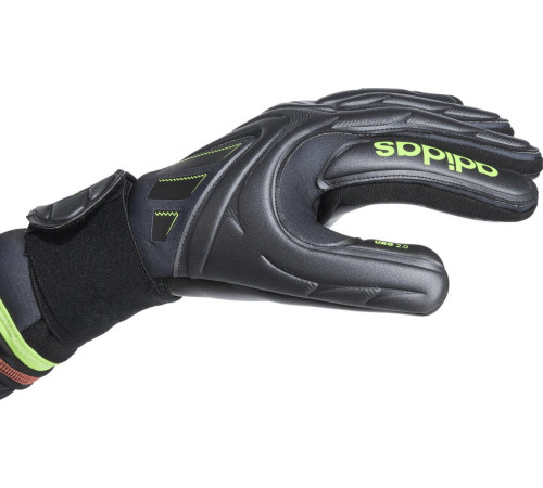 Рукавички воротарські Adidas Copa Pro czarne JN5335 р. 9,5, чорно-зелені Рукавички воротарські Adidas Copa Pro czarne JN5335 р. 9,5, чорно-зелені