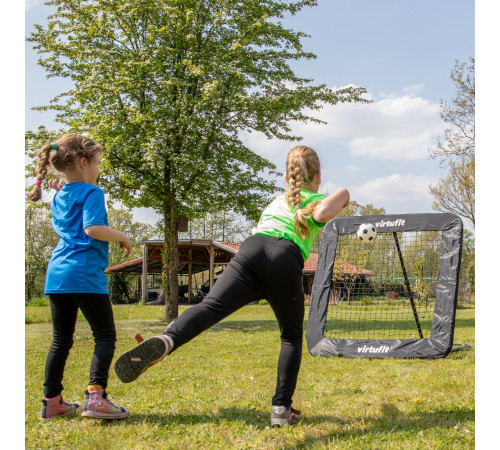 Сітка футбольна тренувальна VIRTUFIT REBOUNDER PRO KICKBACK 124 х 124 см, чорна