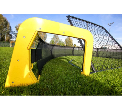 Тренажер футбольний Powershot Football Master Play Rebounder