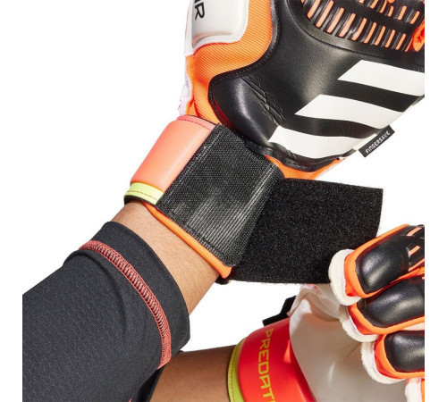 Рукавички воротарські Adidas Predator Glove Match Fingersave IQ4037 р. 8,5, різнокольорові