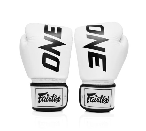 Рукавички боксерські шкіряні з бинтами Fairtex BGV1-ONE 12 унцій, білі Рукавички боксерські шкіряні з бинтами Fairtex BGV1-ONE 12 унцій, білі