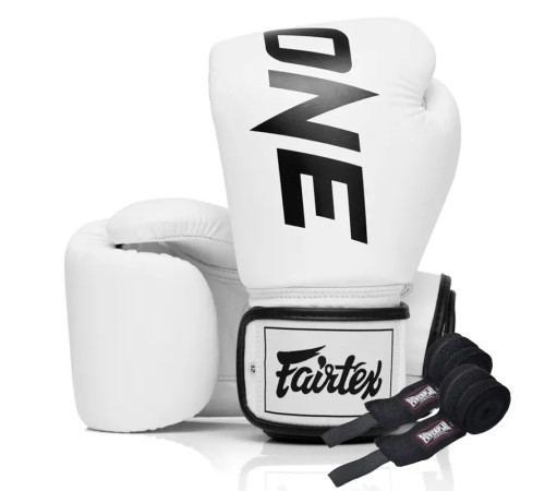 Рукавички боксерські шкіряні з бинтами Fairtex BGV1-ONE 14 унцій, білі Рукавички боксерські шкіряні з бинтами Fairtex BGV1-ONE 14 унцій, білі