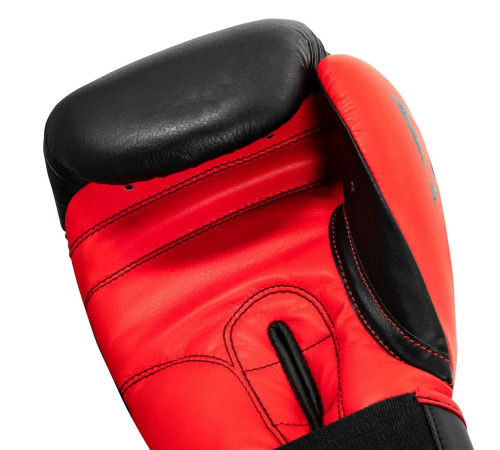 Рукавички боксерські шкіряні з бинтами TITLE Boxing Dynamic Strike розмір 16 унцій, чорно-червоні