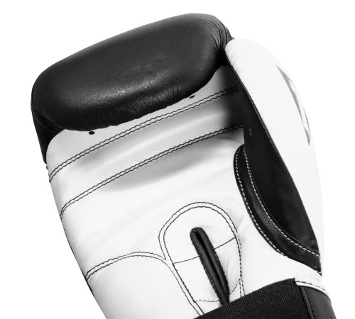 Рукавички боксерські шкіряні з бинтами TITLE Boxing Dynamic Strike розмір 14 унцій, чорно-білі
