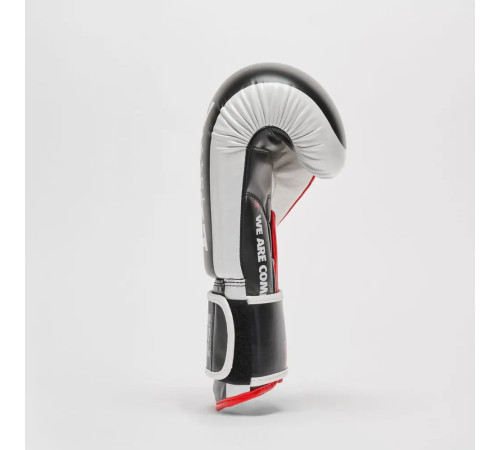Рукавички боксерські з бинтами Leone GN333 LOGO WACS розмір 16 унцій, чорно-червоні