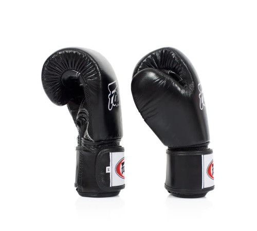 Рукавички боксерські з бинтами Fairtex BGV1 Black 16 унцій