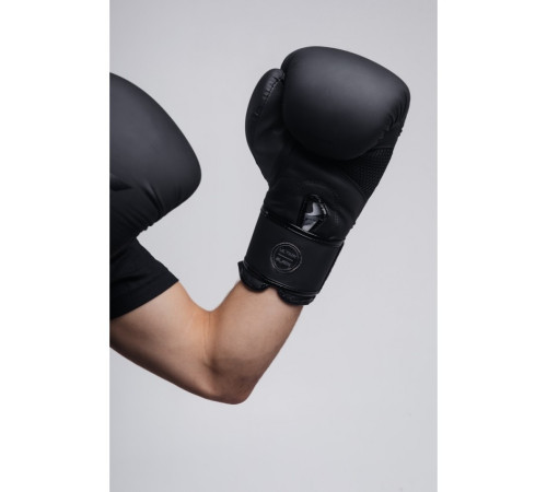 Рукавички боксерські V`Noks Ultima 10 унцій, чорні