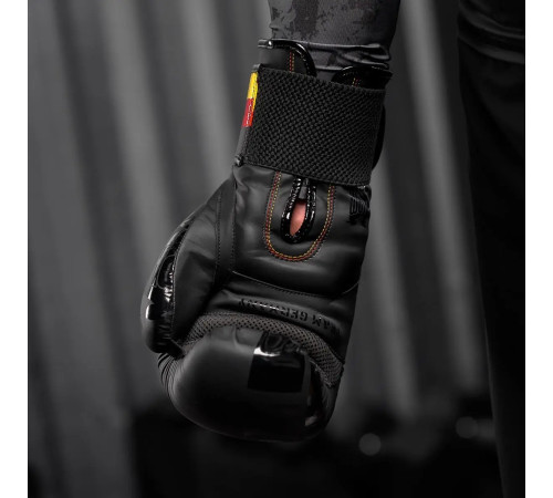 Рукавички боксерські з бинтами Phantom Germany 14 унцій, чорні