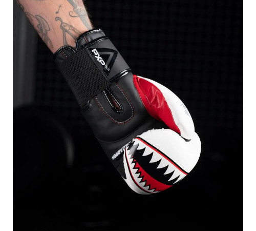 Рукавички боксерські з капою Phantom Fight Squad 16 унцій, білі