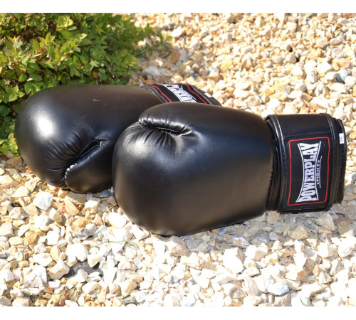 Рукавички боксерські PowerPlay 3004 Classic Чорні 16 унцій