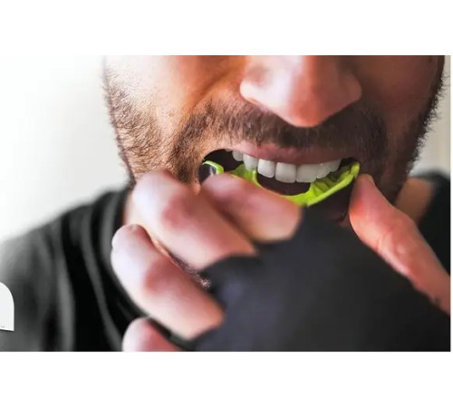 Капа боксерська доросла RDX 3w від 12 років чорна