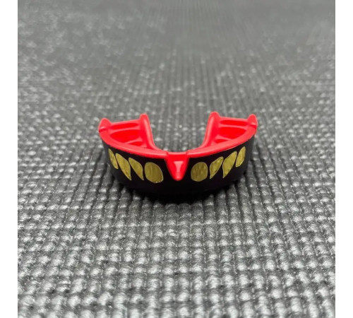 Капа боксерська доросла OPRO Gold JAWS від 11 років чорно-червона