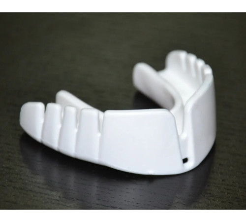 Капа боксерська доросла OPRO Snap-Fit від 11 років біла