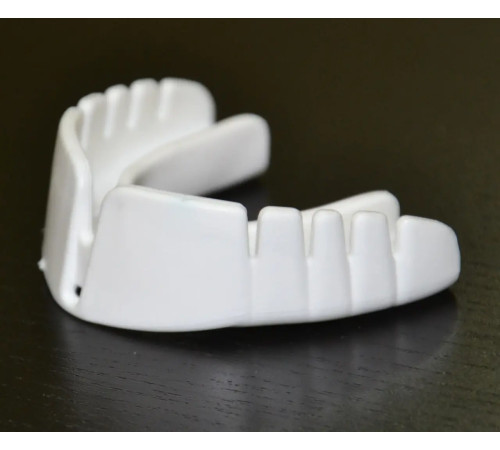 Капа боксерська доросла OPRO Snap-Fit від 11 років біла