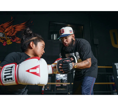 Лапи боксерські TITLE Boxing Gel Tech 2.0 чорні