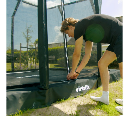 Батут VIRTUFIT з внутрішньою сіткою 183 x 274 см чорний