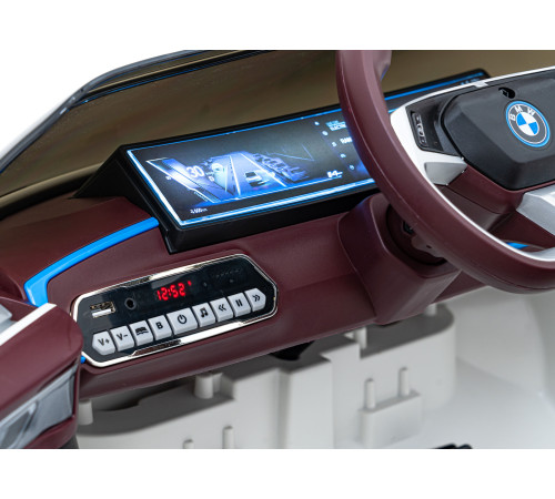 Дитячий автомобіль BMW i4 на акумуляторі Білий + Повільний старт + EVA + Екошкіра + Audio LED + Пульт