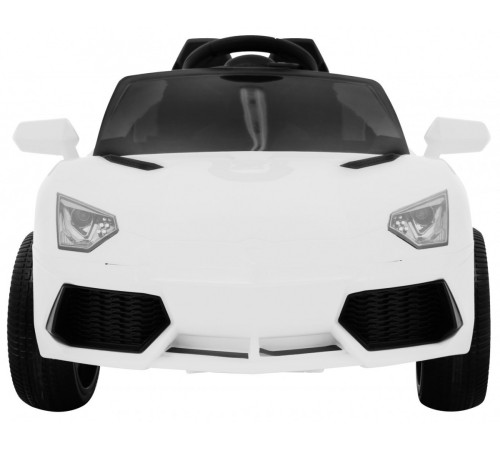 Дитяча машинка Future на акумуляторі Біла + Пульт + Повільний Старт + MP3 USB + LED Дитяча машинка Future на акумуляторі Біла + Пульт + Повільний Старт + MP3 USB + LED