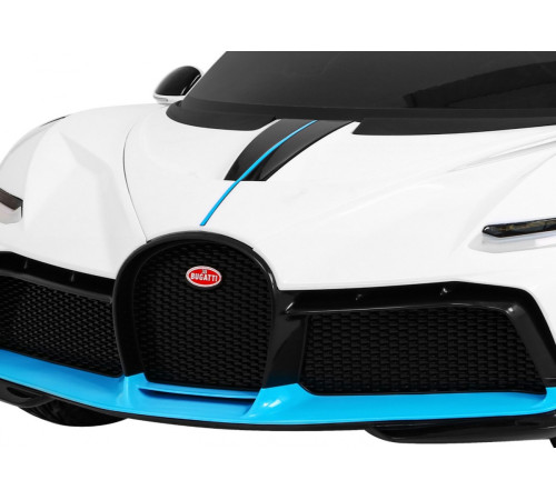 Дитяча акумуляторна машинка Bugatti Divo Біла