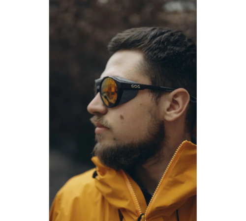 Окуляри захисні GOG Manaslu Photochromic Cat.2-4, чорно-червоні