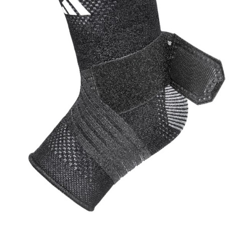 Гомілковостопного підтримка суглоба Adidas Aeroready Innwell, чорний