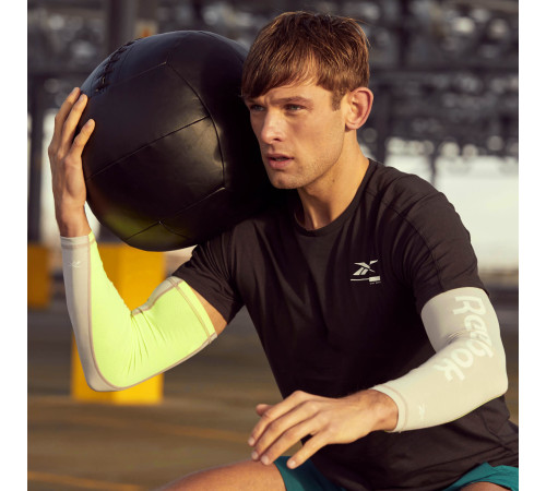 Компресійні рукави Reebok Activchill M RASL-13024GR Компресійні рукави Reebok Activchill M RASL-13024GR