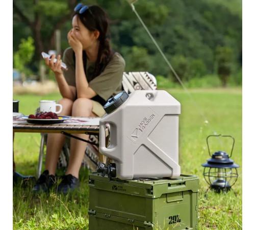 Каністра для води Mobi Garden MZ NX22674002 20 л, бежева Каністра для води Mobi Garden MZ NX22674002 20 л, бежева