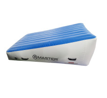 Мат похилий надувний MASTERJUMP 180 x 120 x 20-65 см - синьо-білий