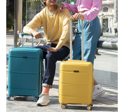 Валіза Gabol Akane (L) Mustard (122447-027) Валіза Gabol Akane (L) Mustard (122447-027)