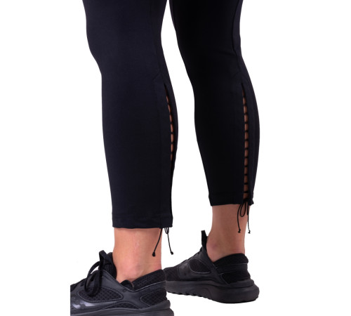 Жіночі легінси Nebbia Lace-up 7/8 661 - розмір L / чорний Жіночі легінси Nebbia Lace-up 7/8 661 - розмір L / чорний