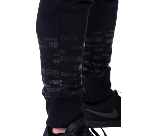 Чоловічі спортивні штани Nebbia Gym Hero Joggers 153 - розмір XL Чоловічі спортивні штани Nebbia Gym Hero Joggers 153 - розмір XL