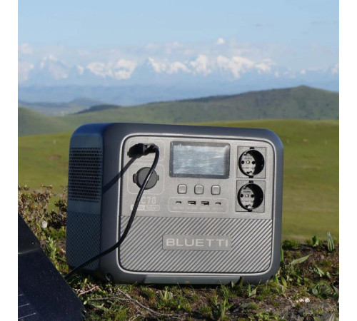 Зарядна станція Bluetti AC70