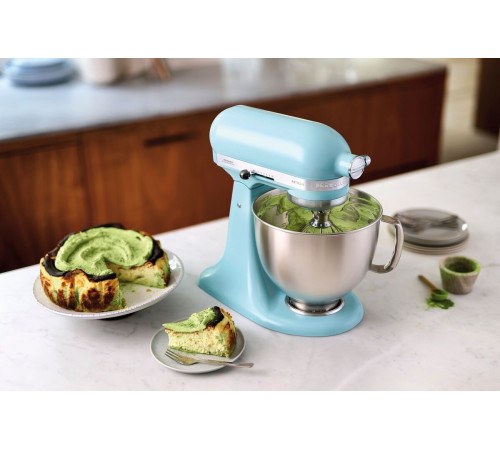 Планетарний міксер з відкидним блоком KitchenAid Artisan 5KSM125EMI 4,8 л