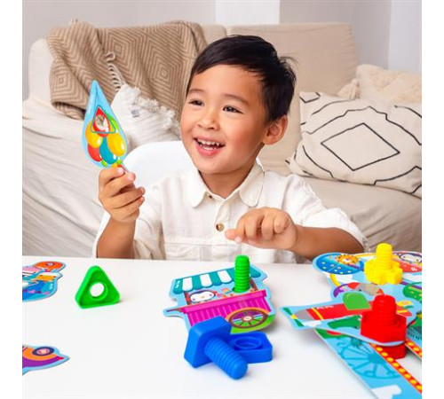 Розвивальна гра Fisher-Price Парк розваг з болтиками (VT2905-21) Розвивальна гра Fisher-Price Парк розваг з болтиками (VT2905-21)
