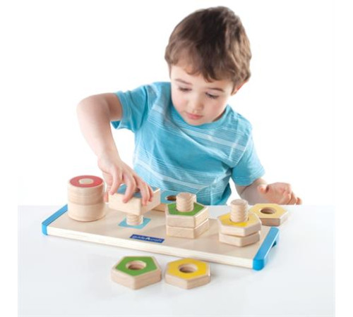 Дерев'яна логічна пірамідка Guidecraft Manipulatives Фігури на різьбі (G6901) Дерев'яна логічна пірамідка Guidecraft Manipulatives Фігури на різьбі (G6901)