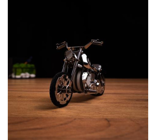 Колекційна модель-конструктор Metal Time Harley Davidson Roadway Fantasy Мотоцикл механічний (MT012) Колекційна модель-конструктор Metal Time Harley Davidson Roadway Fantasy Мотоцикл механічний (MT012)