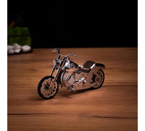 Колекційна модель-конструктор Metal Time Harley Davidson Roadway Fantasy Мотоцикл механічний (MT012) Колекційна модель-конструктор Metal Time Harley Davidson Roadway Fantasy Мотоцикл механічний (MT012)