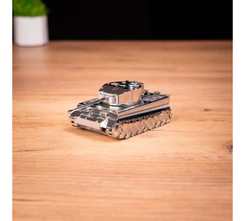 Колекційна модель-конструктор Metal Time Ponderous Panzer Heavy Tank Важкий танк Тигр (MT020) Колекційна модель-конструктор Metal Time Ponderous Panzer Heavy Tank Важкий танк Тигр (MT020)